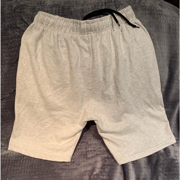 Brand New! Men’s XL Nike Tech Fleece Shorts - Picture 2 of 3